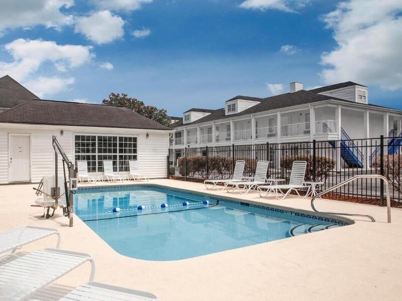 Baymont By Wyndham Brunswick Ga Hotel Eksteriør billede