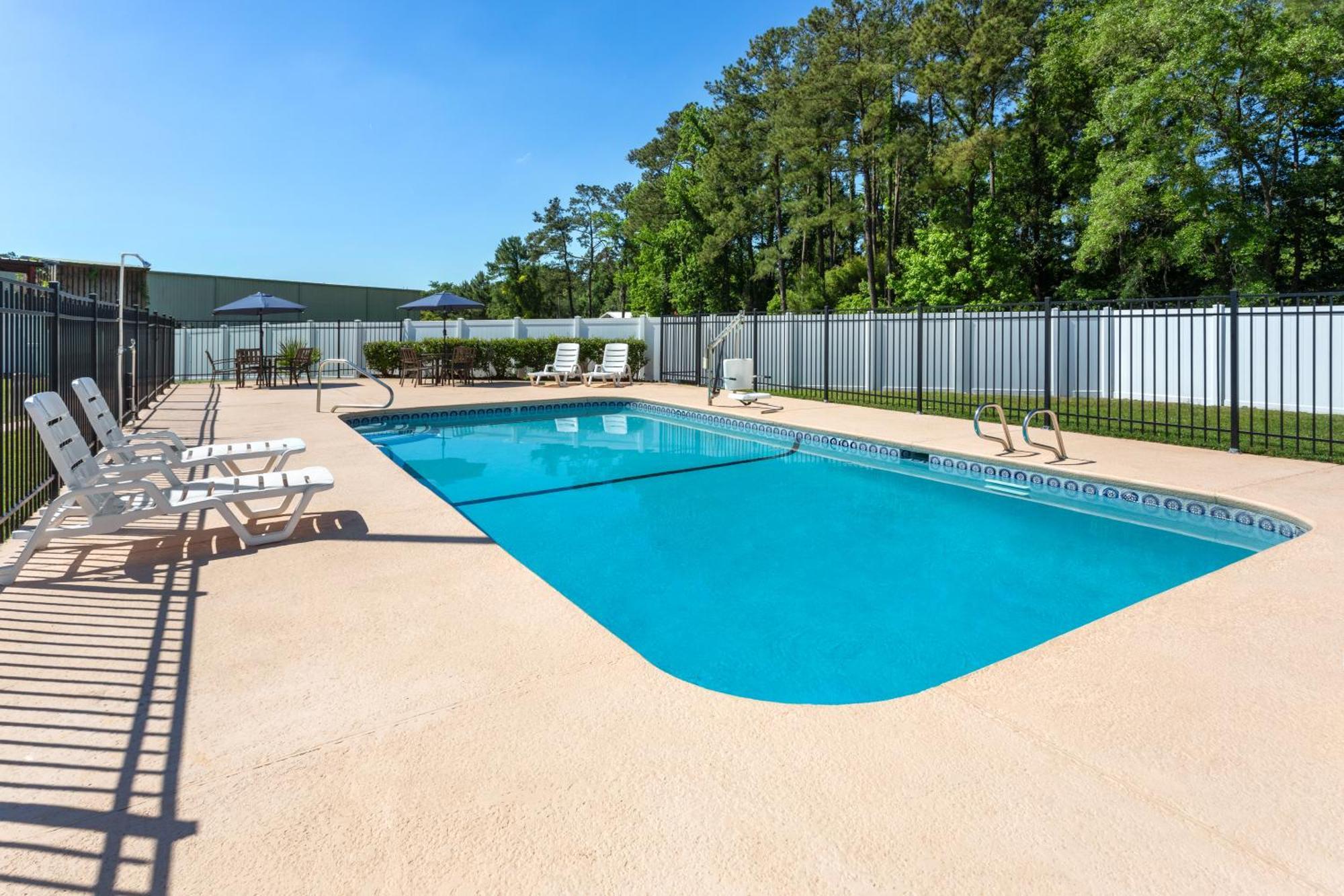 Baymont By Wyndham Brunswick Ga Hotel Eksteriør billede