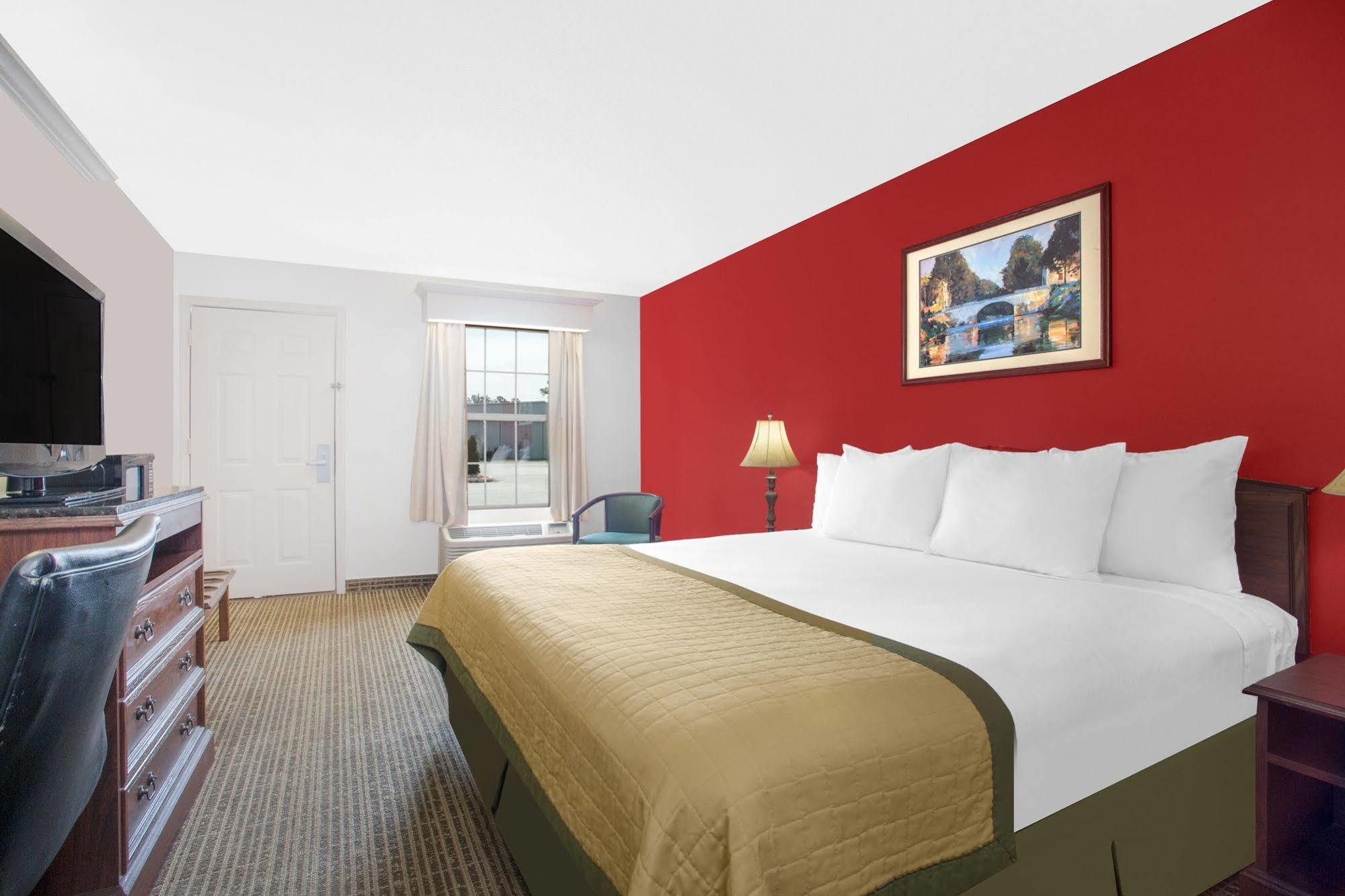 Baymont By Wyndham Brunswick Ga Hotel Eksteriør billede